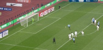 1641202067396030353.gif 拉尔森点球.gif
